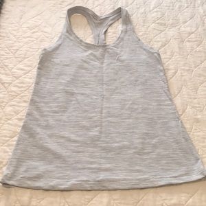 Lululemon gray and white cool tank sz 8